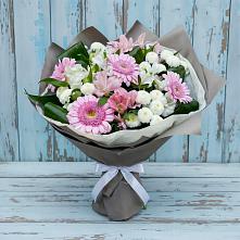 Букет цветов из:  Герберы, Альстромерии и Хризантемы #REPLACE_PRED# Новоблагодарном