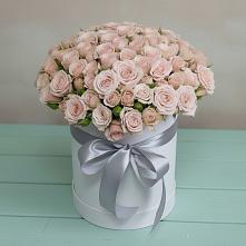 Цветочная композиция из Розы в шляпной коробке в Новоблагодарном