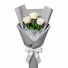 Букет 3 белые розы #REPLACE_PRED# Новоблагодарном