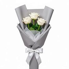 Букет 3 белые розы в Новоблагодарном