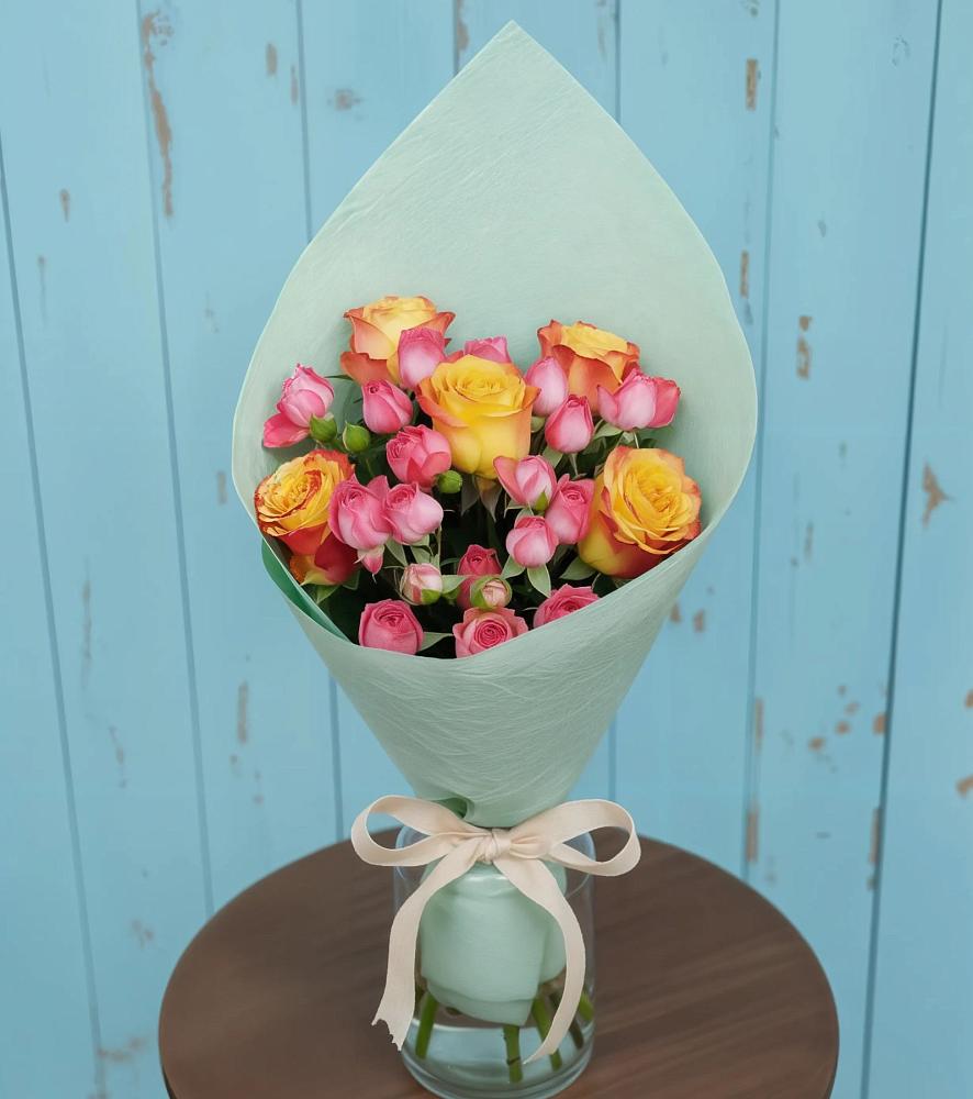 Букет цветов из: Розы в Новоблагодарном