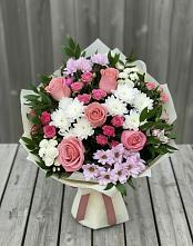 Букет цветов из:  Альстромерии, Гвоздики, Розы и Хризантемы в Новоблагодарном